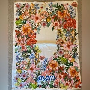 NWT Anthropologie Dishtowel MOM floral print.New with tags